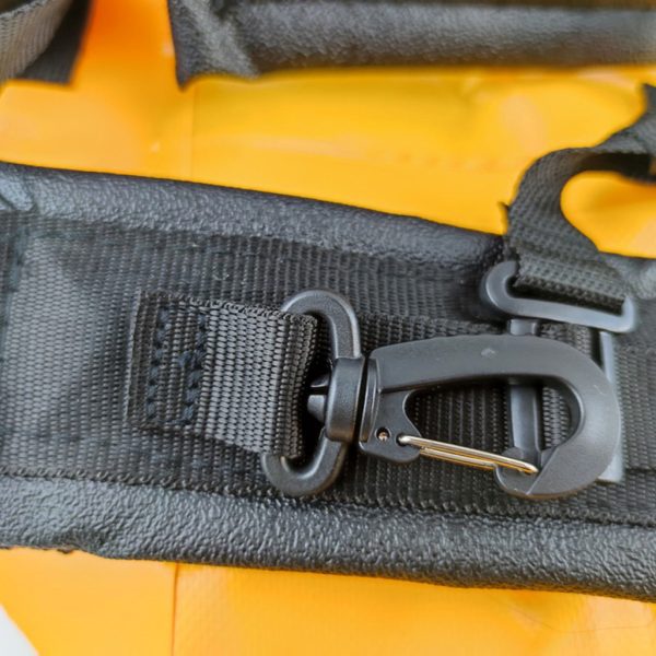 Bomba Costal Flexível 20 Litros em PVC reforçado com pistola e mangueira.